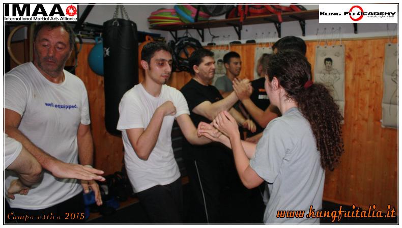 www.kungfuitalia.it kung fu academy di Sifu Salvatore Mezzone scuola di wing chun tjun tsun caserta italia imaa arti marziali e difesa personale tai chi (41)